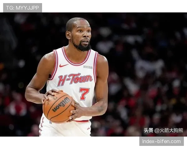 火箭杜兰特里程碑之战，阿门补篮绝杀展现替补终结能力